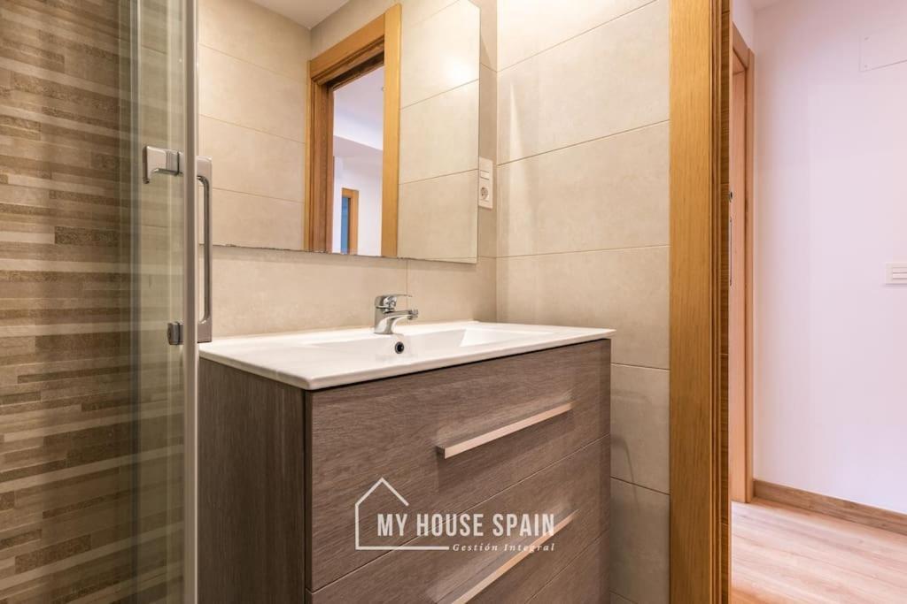 Myhousespain - Luminoso Y Amplio Piso En El Centro Gijón Esterno foto