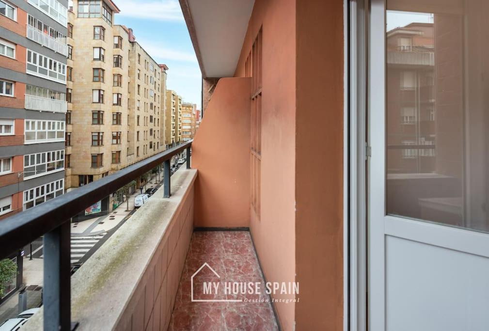 Myhousespain - Luminoso Y Amplio Piso En El Centro Gijón Esterno foto