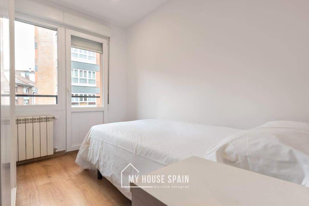 Myhousespain - Luminoso Y Amplio Piso En El Centro Gijón Esterno foto