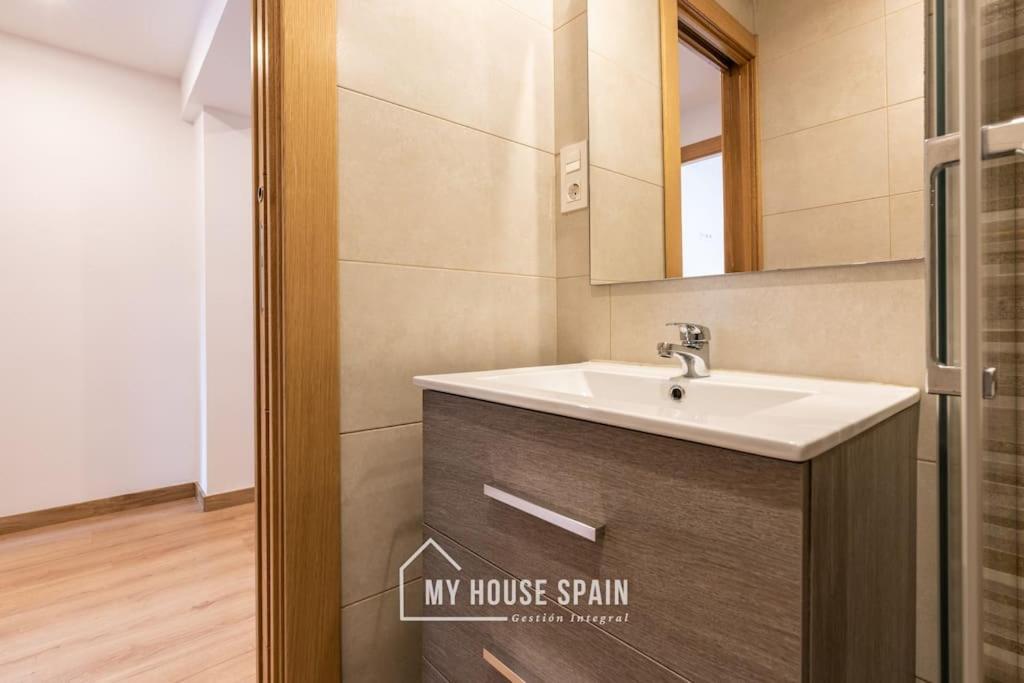 Myhousespain - Luminoso Y Amplio Piso En El Centro Gijón Esterno foto